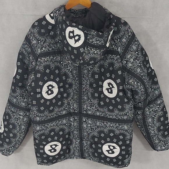 8 Bandana Puffer Jacket Sz 